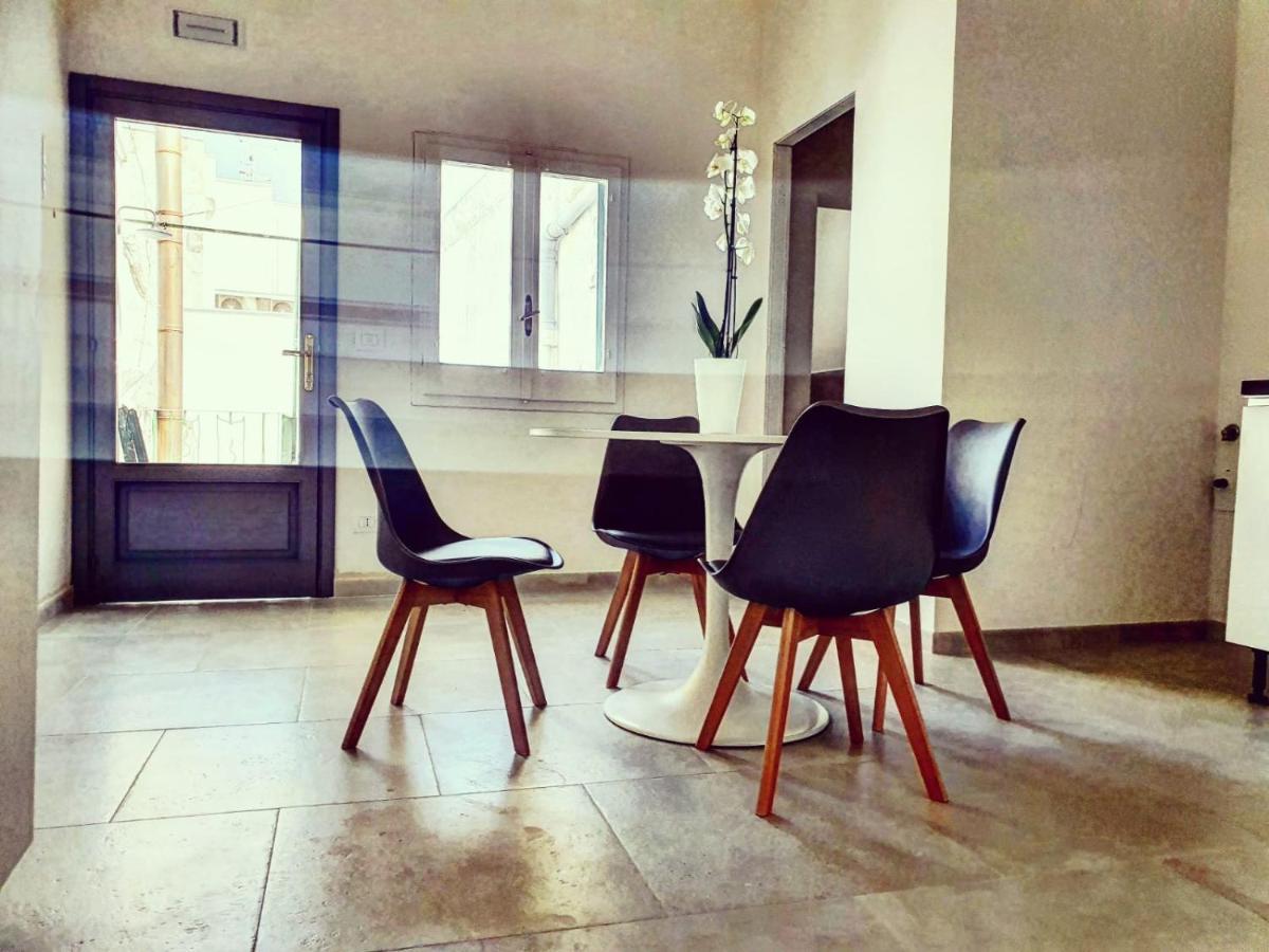 Palazzo Cacace Apartment Monopoli Bagian luar foto