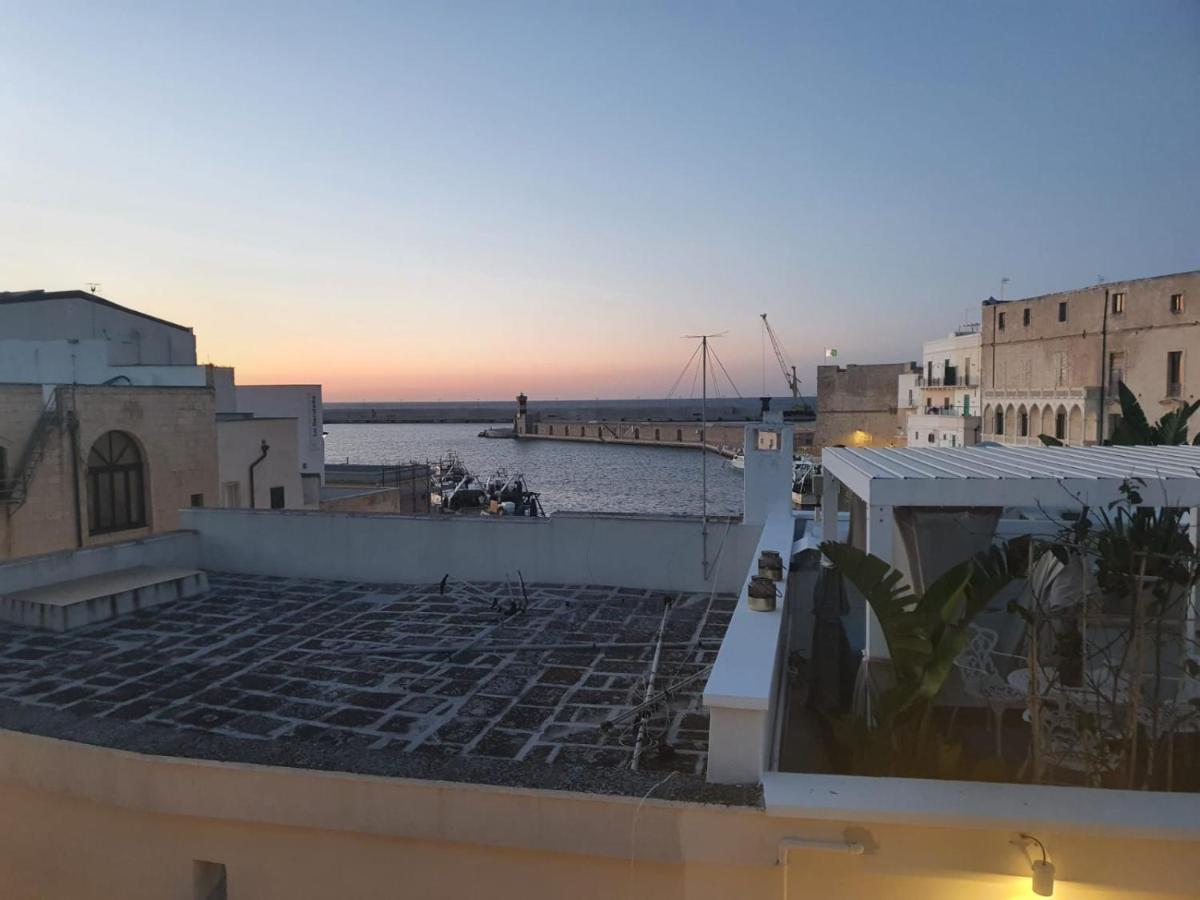Palazzo Cacace Apartment Monopoli Bagian luar foto